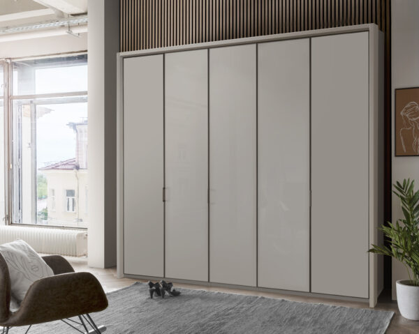 All-In Wardrobe with Carcase Colour Front