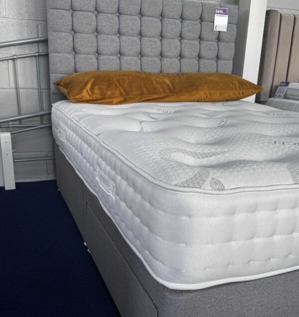 Pisa 1000 Pocket with Memory Foam Divan Set