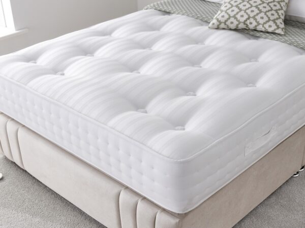Ultra Ortho 2000 Divan Set