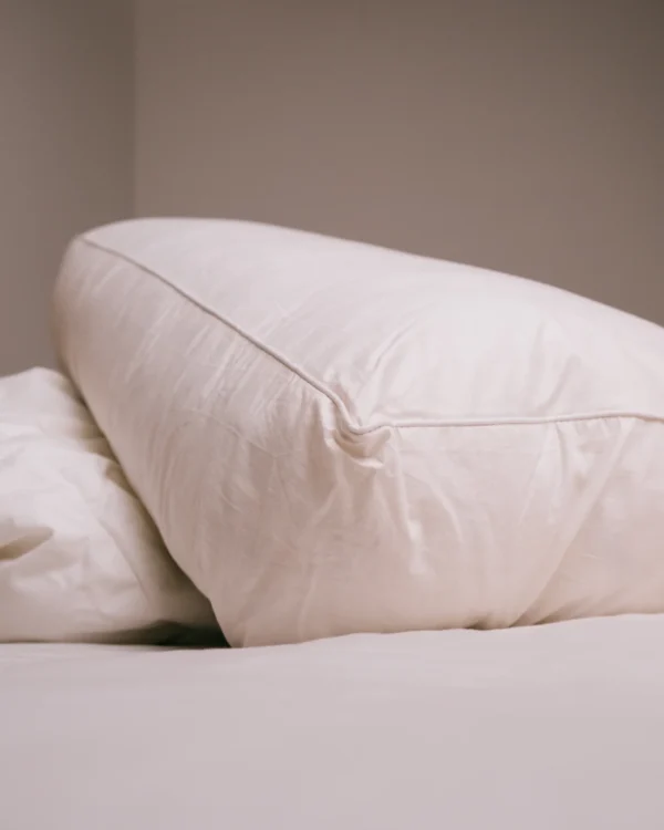 Duck Feather & Down Side Sleeper Pillow Norfolk 5* Hotel Collection